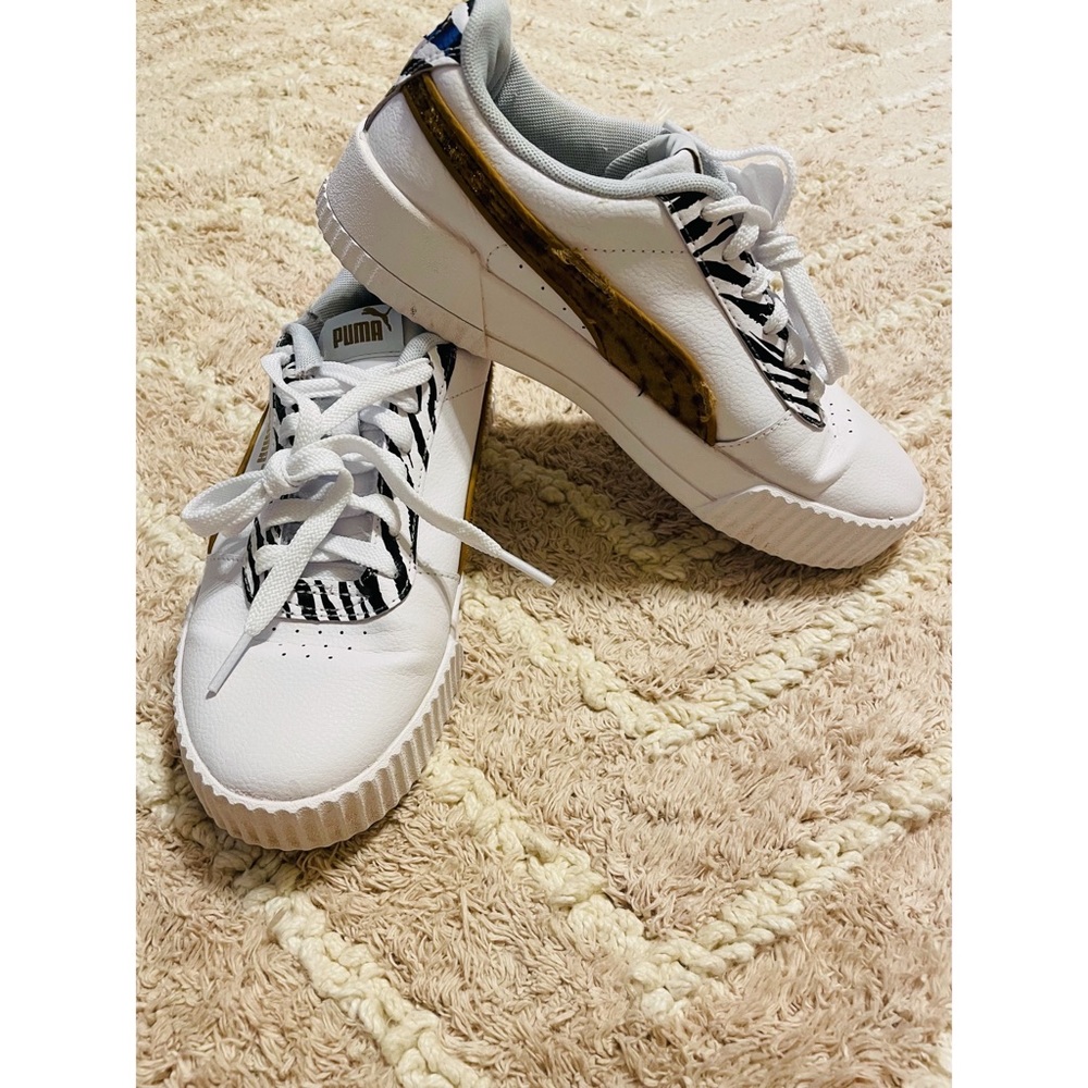 Puma sneakers